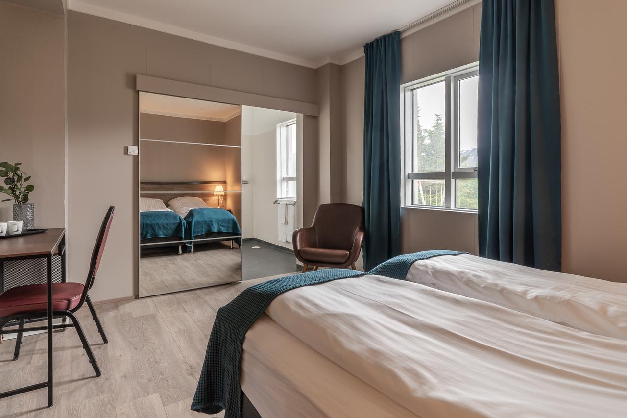Holt Inn Flateyri Esterno foto